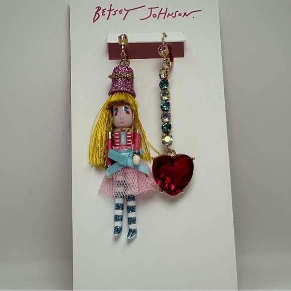 Betsey Johnson Nutcracker Heart Mismatch Pink Earrings NWT - Picture 2 of 7